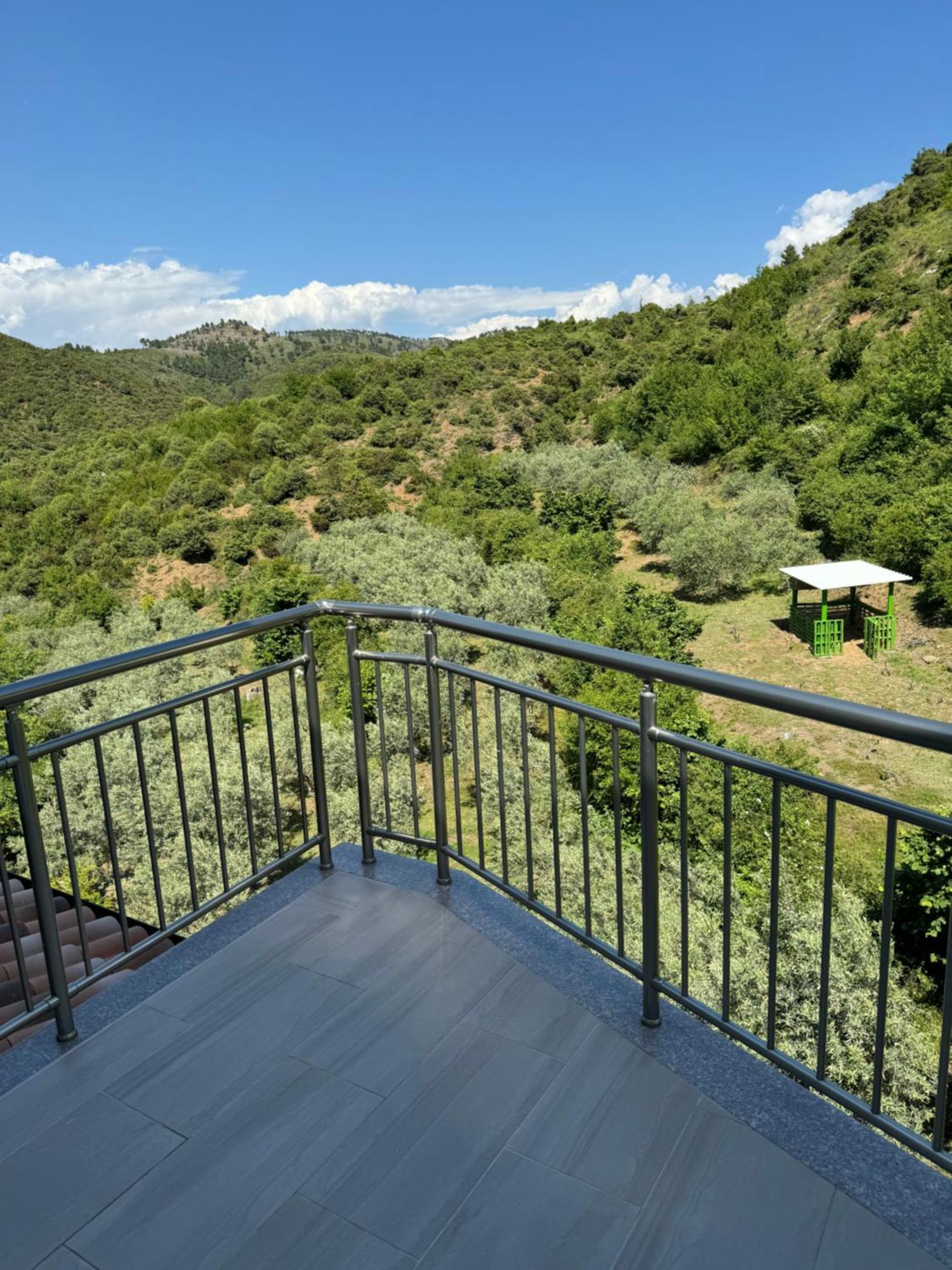 Qyteza Guest House & Camping Shkodër Extérieur photo
