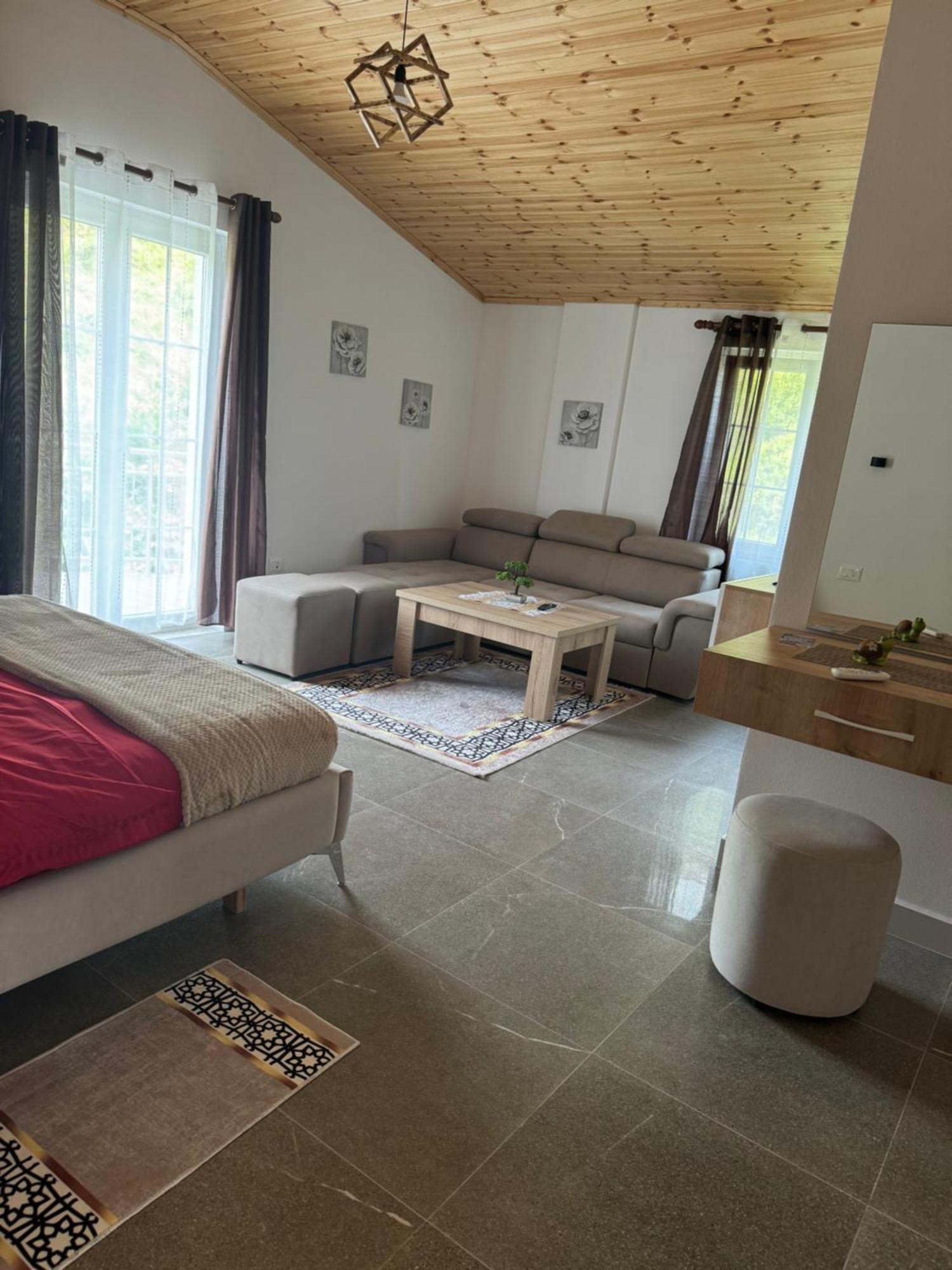 Qyteza Guest House & Camping Shkodër Extérieur photo