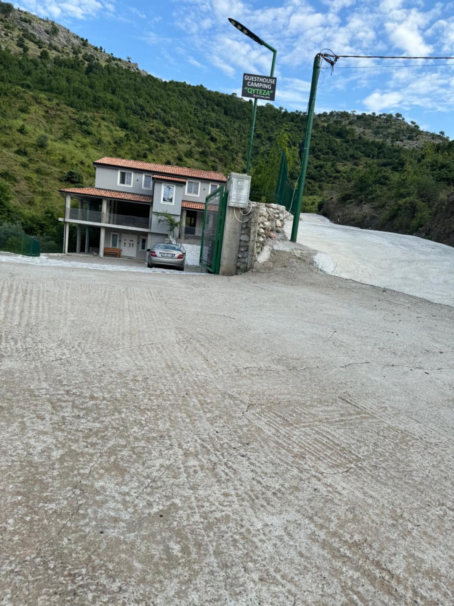 Qyteza Guest House & Camping Shkodër Extérieur photo